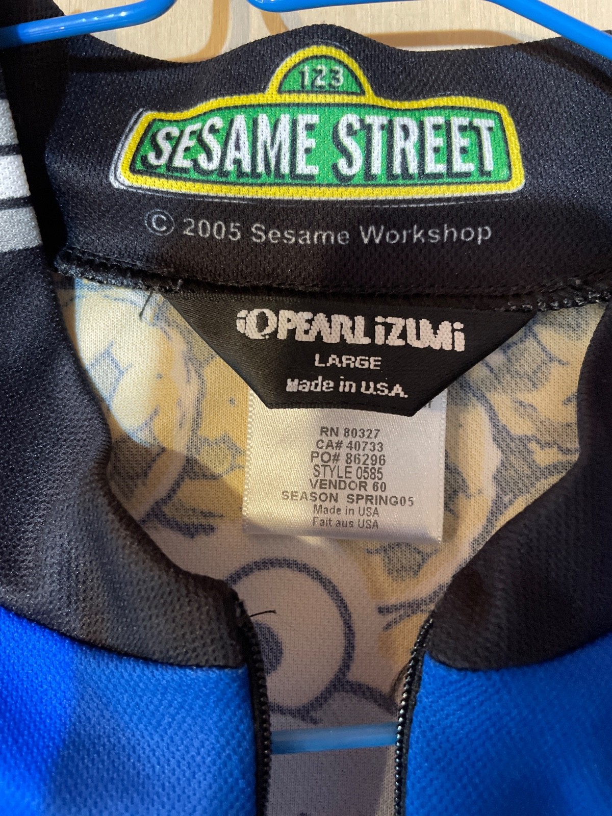 Pearl Izumi Sesame Street Cookie Monster biking shirt size large gallery