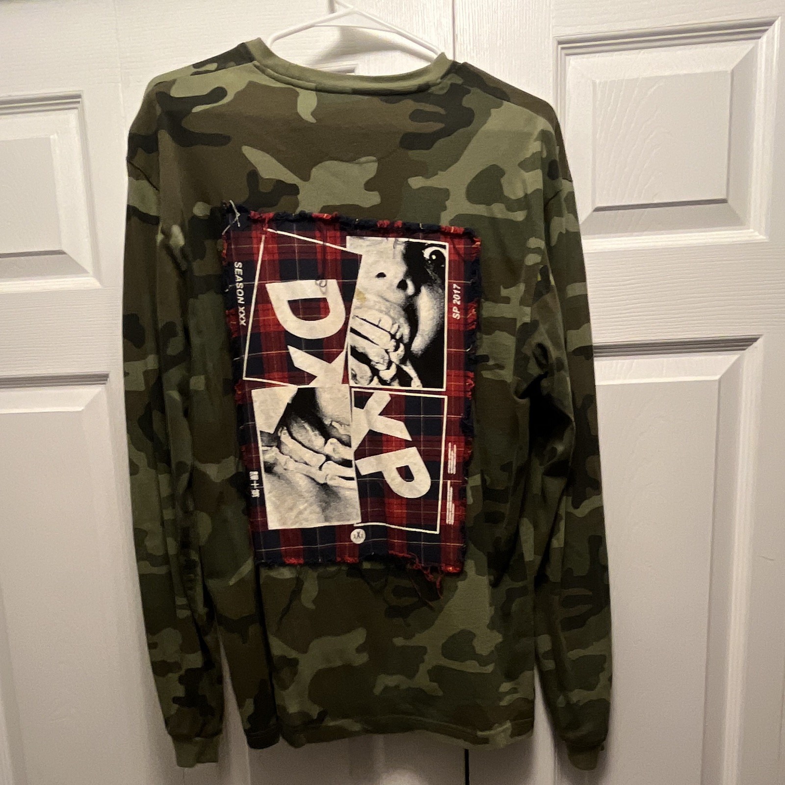 10.Deep Men's M Green Camo Crew Neck Long Sleeve Cotton Knit T-Shirt Logo gallery