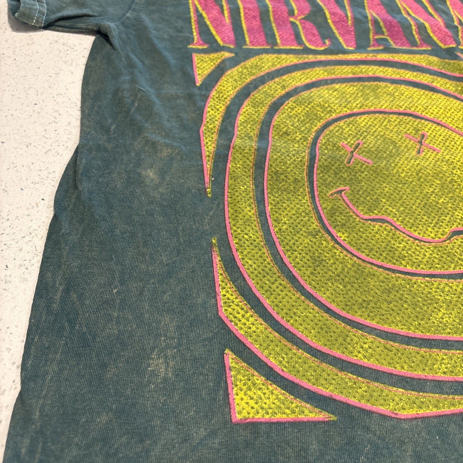 Official Nirvana Smiley Face Distressed Band Tee Shirt Green Size Small gallery
