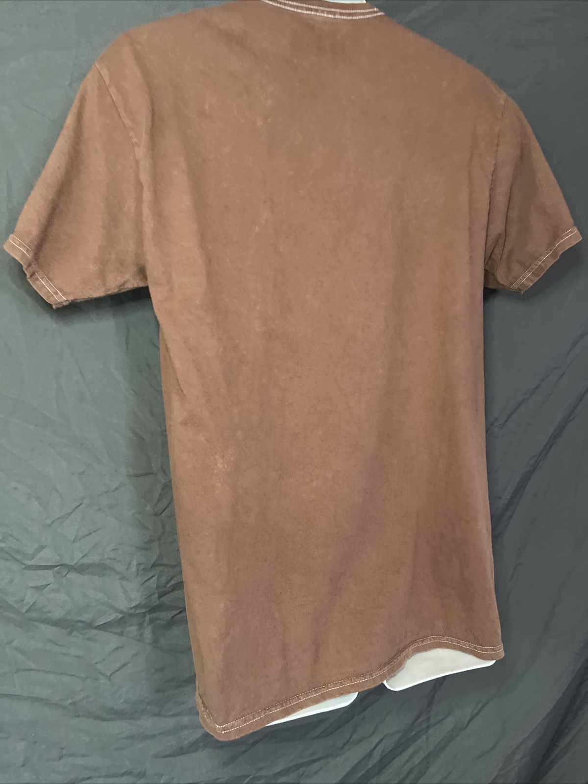 Mens Def Leppard Reddish Brown T-Shirt Size Medium 2017 Official Skull Wings gallery