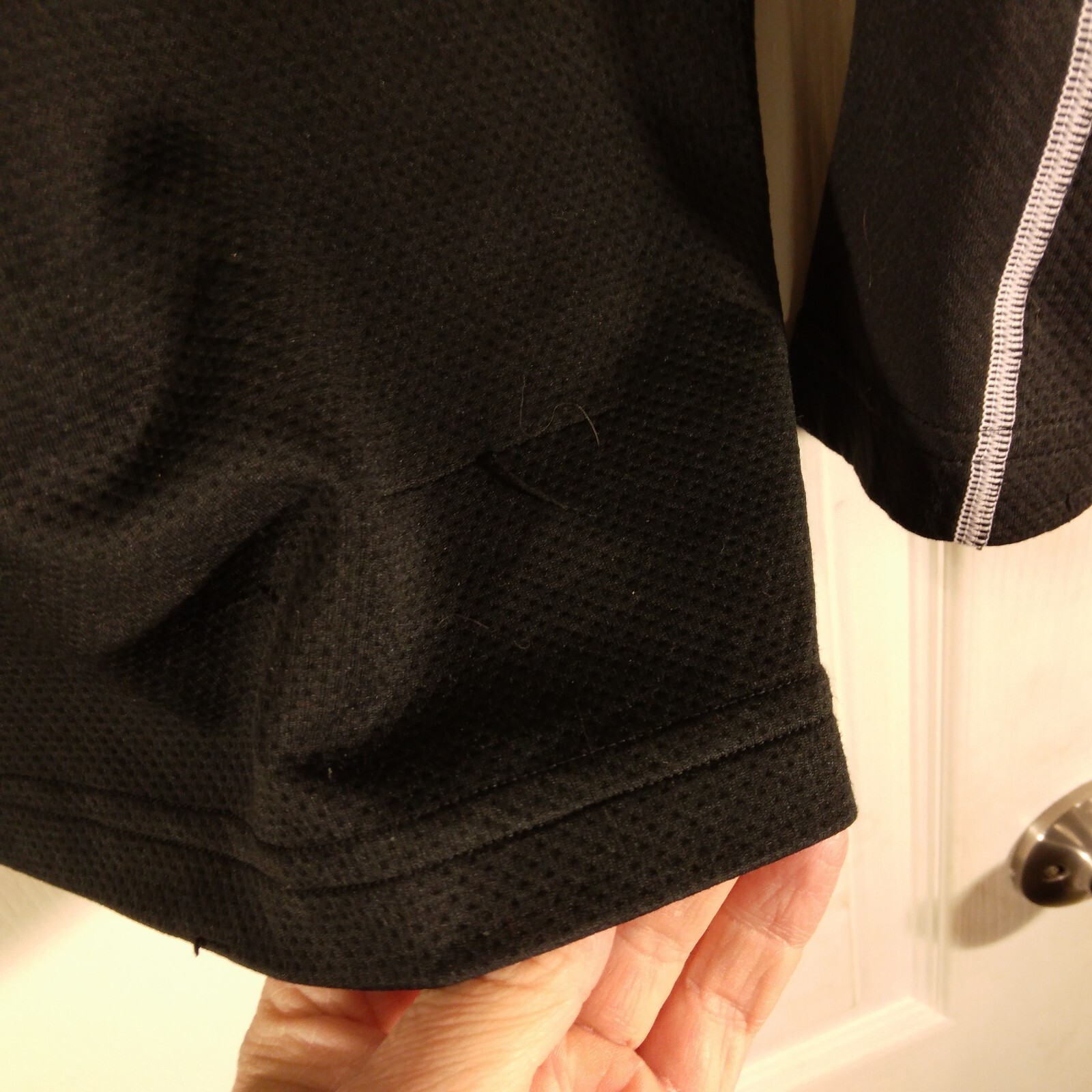 Under Armour shirt jacket mens XL xlarge black mock neck 1/4 zip long sleeve gallery