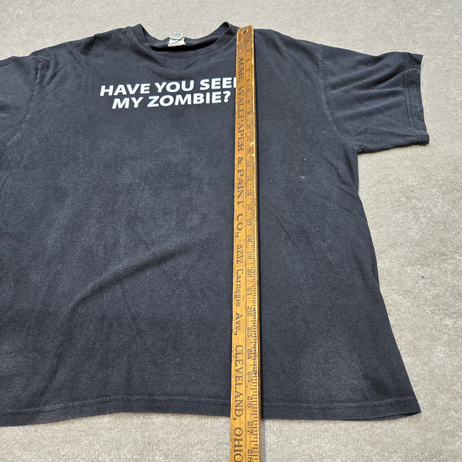 Vintage Y2K Have You Seen My Zombie Shirt Mens XL Black Horror Graphic Quote Tee gallery