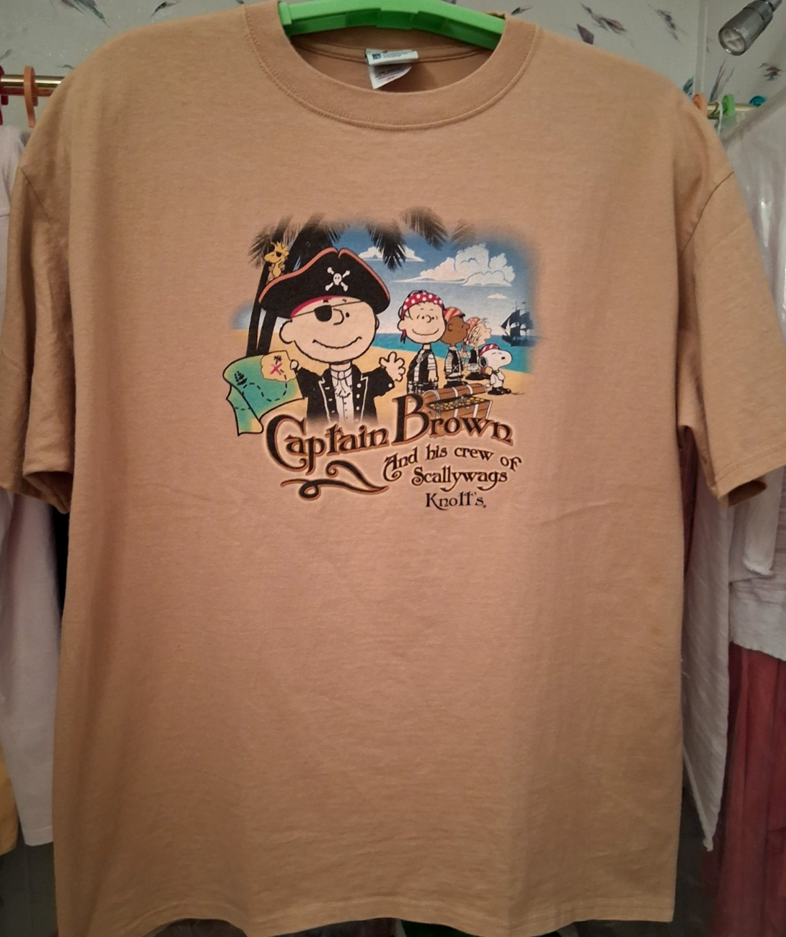 RARE!! Peanuts Knott’s Pirate Captain Brown, Snoopy, and more crew 2XL shirt