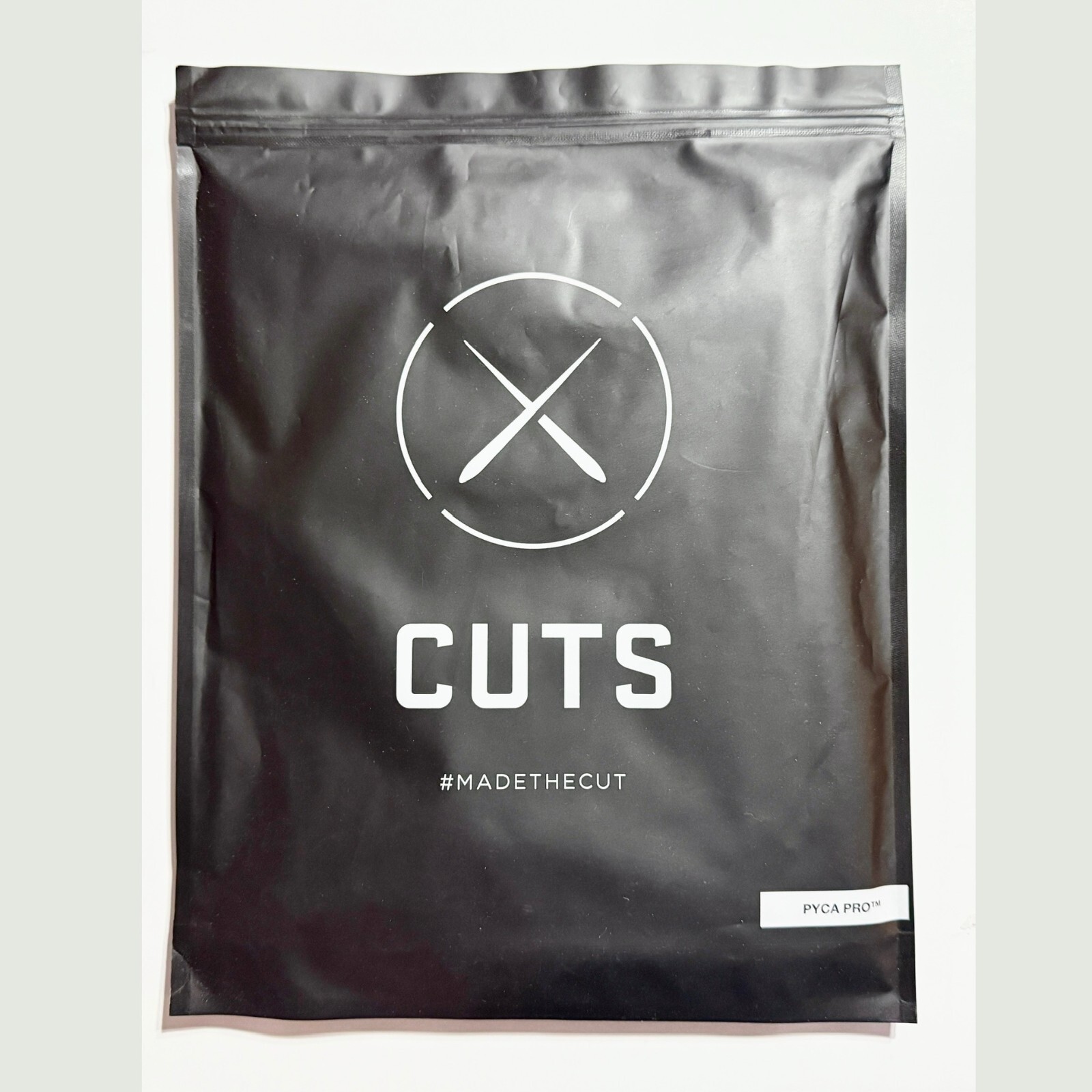 CUTS AO Curve-Hem Tee - Men's Medium - Black gallery