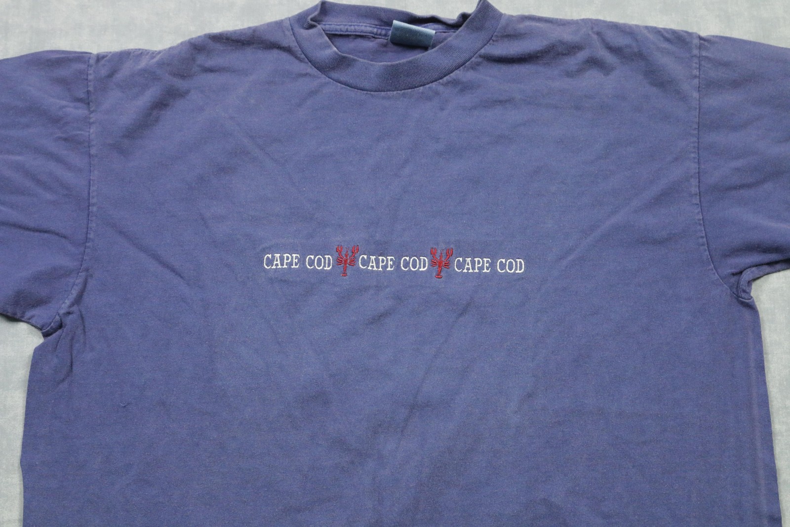 Vintage Cape Cod Shirt Mens Large Blue Lobster Graphic Embroidered Tourist 90s gallery