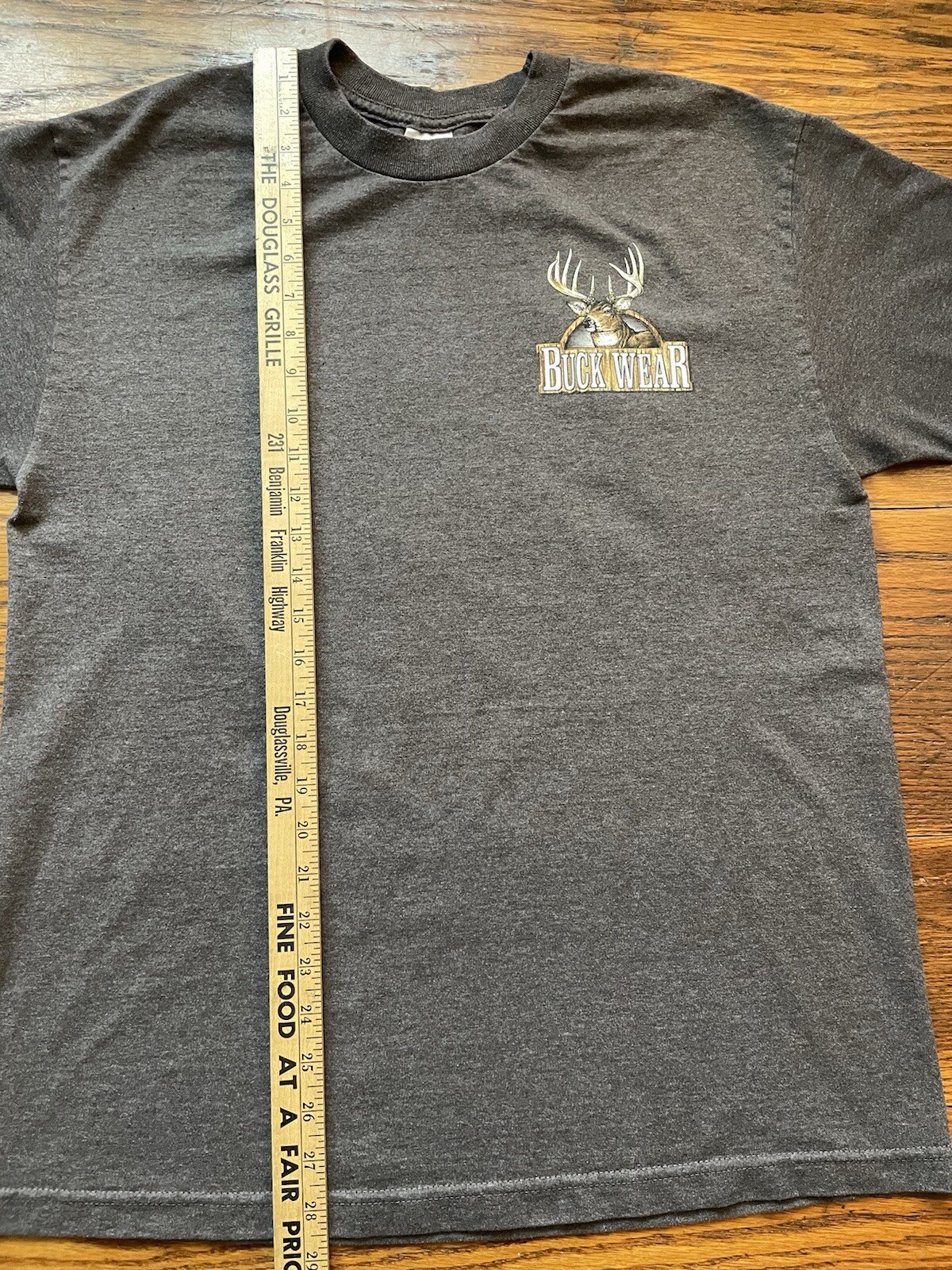 Buck Wear 2007 The Fatal Attraction T Shirt L Hunting Rut Archery Deer Buck Y2K gallery