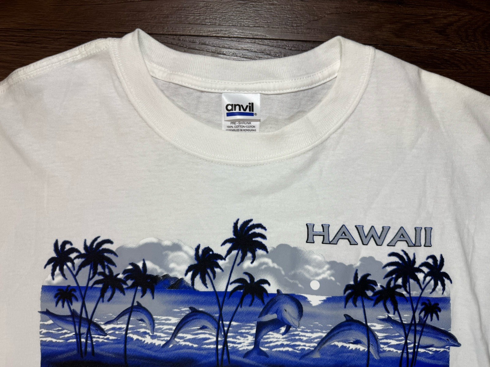 Vintage Hawaii Silk Screened T-shirt gallery