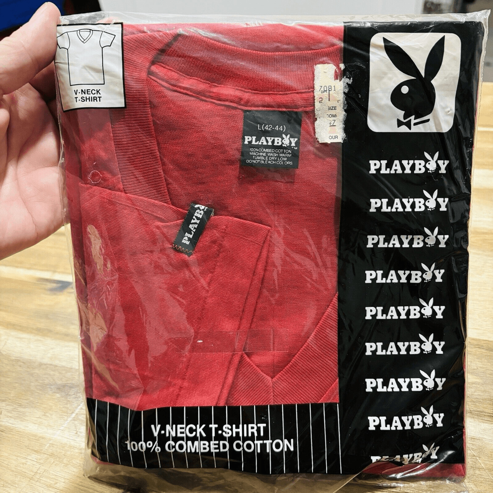 PLAYBOY Vintage NOS New 80s 90s V Neck Red T Shirt Bunny Single Stitch