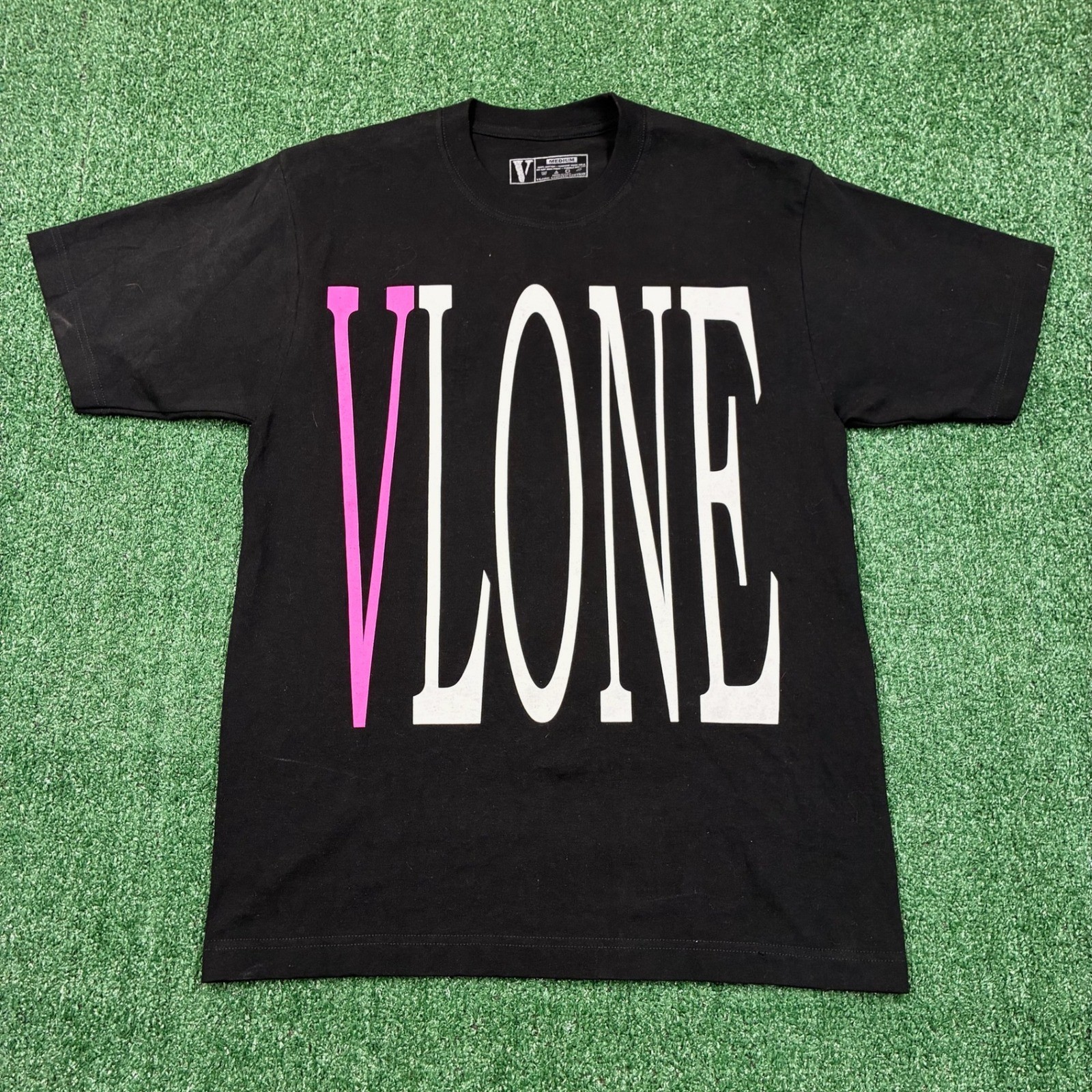 Y2K Vlone Black Pink White Logo Graphic T-shirt gallery