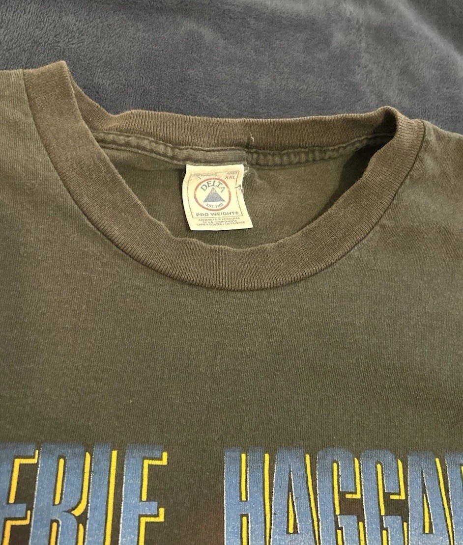 Vintage 1998 Thrashed Merle Haggard Shirt Tee XL Rare Country Tour Telecaster gallery