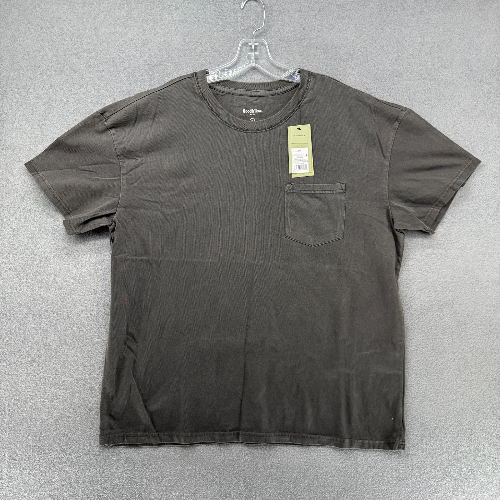 Lot Of 2 Goodfellow & Co. T-Shirt Mens XL Black White Relaxed Fit Pocket NWT gallery