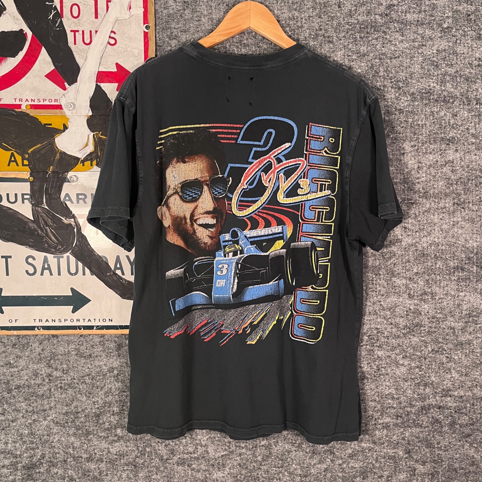 Daniel Ricciardo Formula 1 T Shirt Size Large Faded Black Vintage Style AOP Car gallery