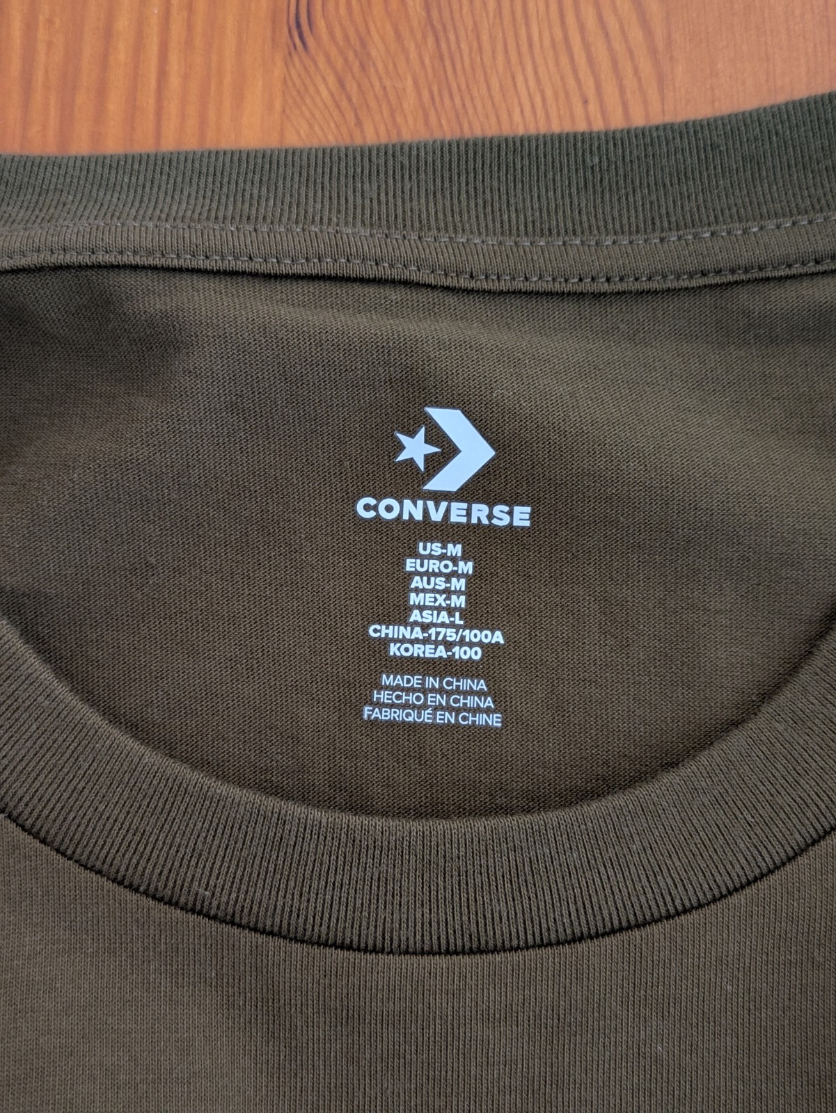 Converse Holiday Skate Tee Graphic Print Short Sleeve T-shirt Medium Khaki gallery