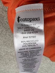 Cotopaxi Shirt Men’s Medium Orange Paseo Travel Short Sleeve Pocket Tee New