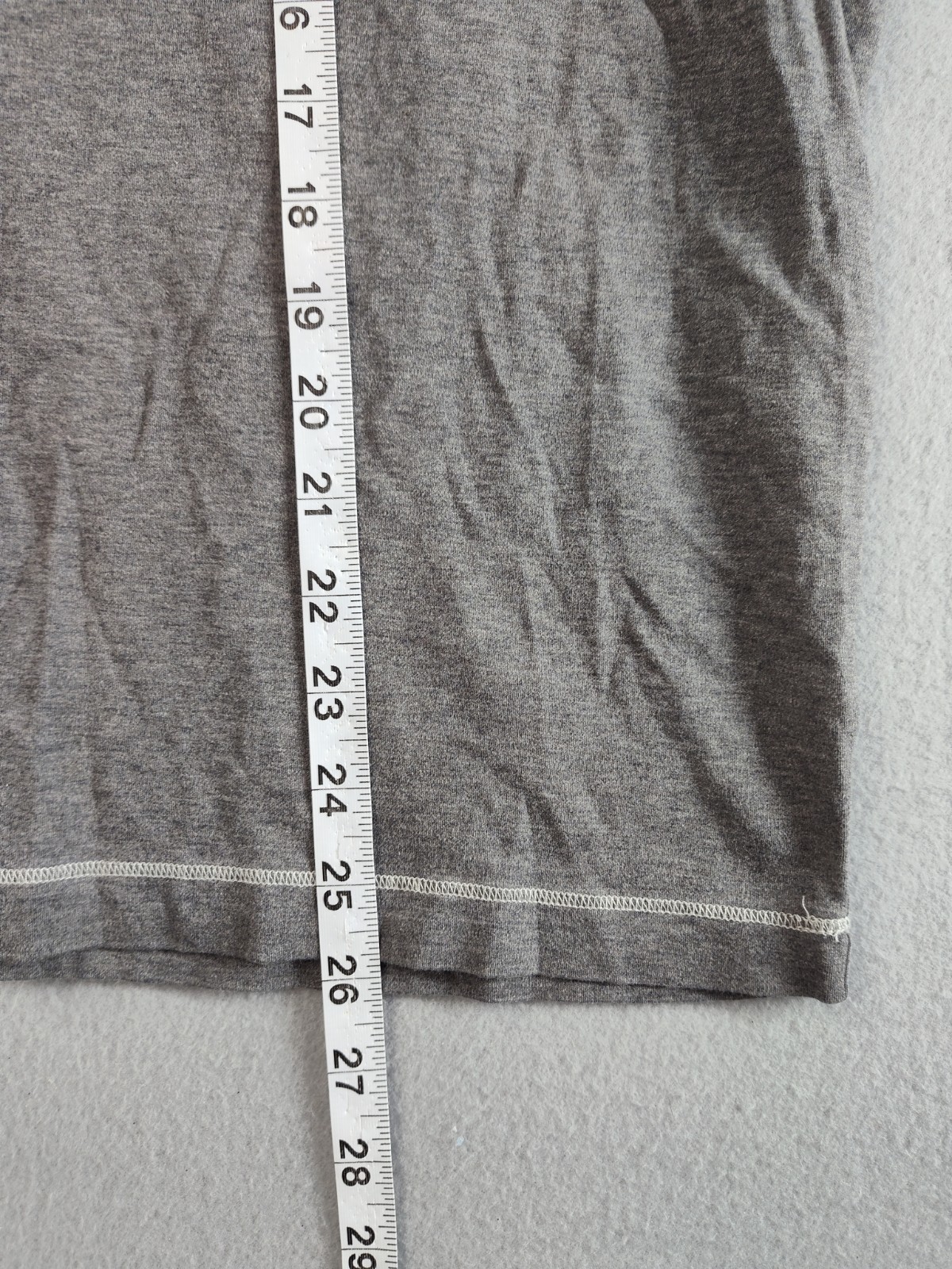 Fiji Men Shirt M Gray V Neck Short Sleeve Flat Front Comfort Pullover Tee Casual gallery