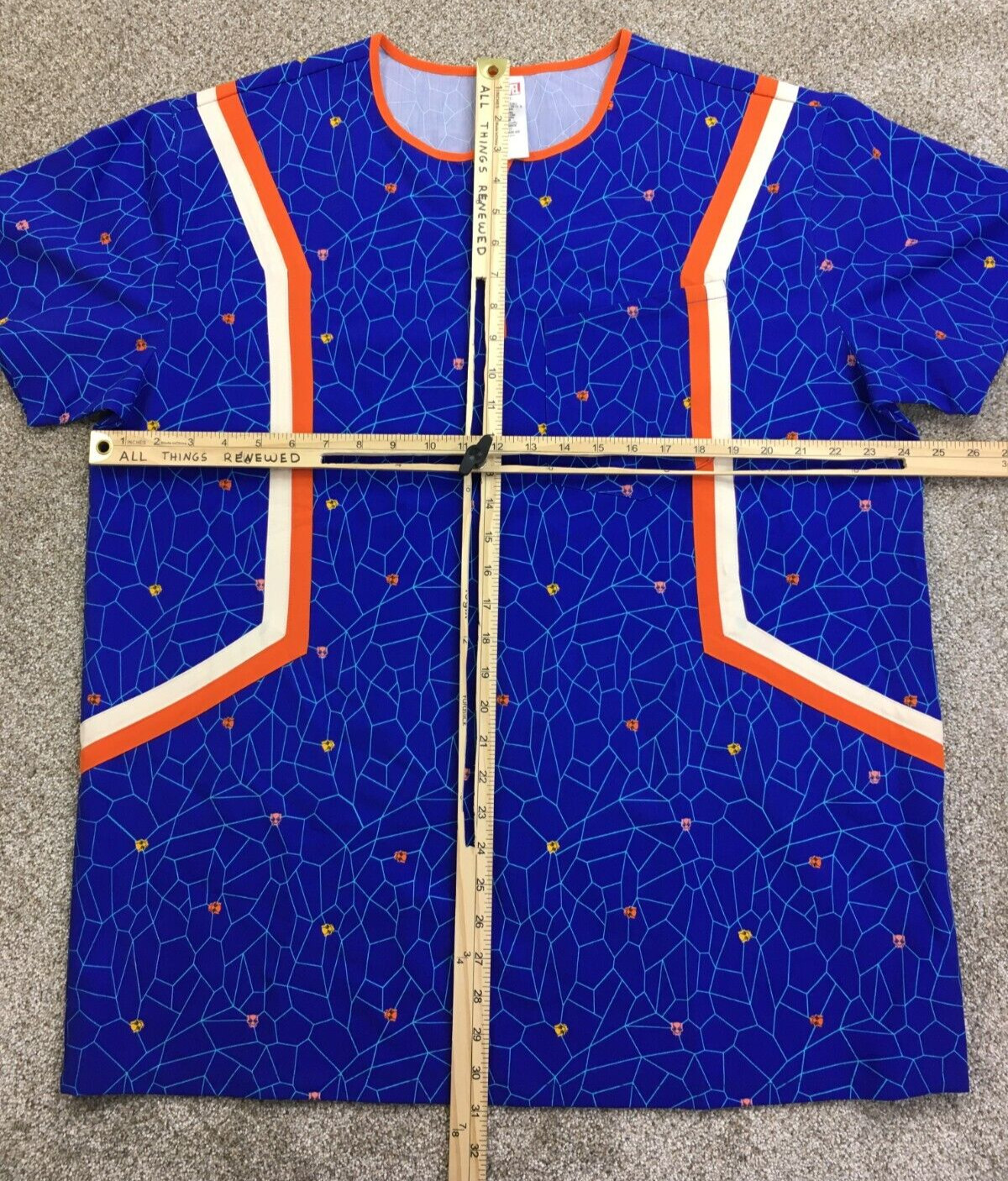 Black Panther World of Wakanda Shirt Mens Large Blue Marvel Disney Store 1/4 Zip gallery