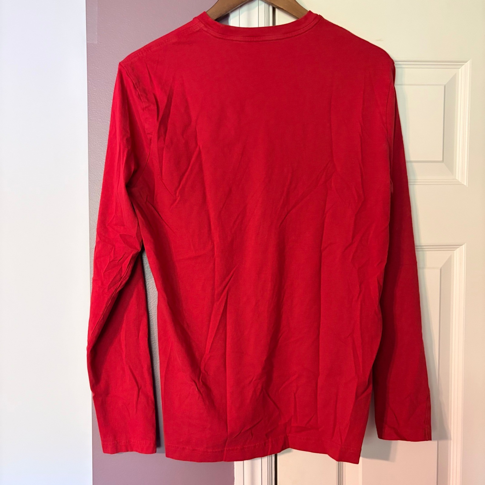 Apple Long Sleeve T-Shirt Medium Tech Red Employee Merch Logo Cotton Tee M gallery