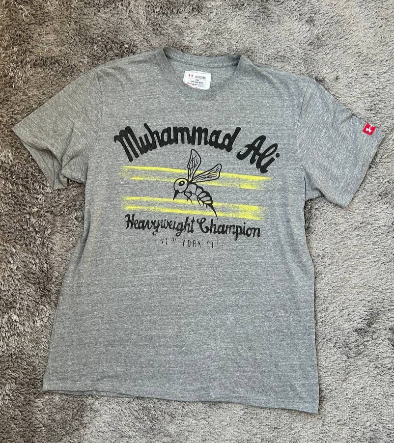 Under Armour Roots of Fight Muhammad Ali Shirt Mens XL Gray Heavyweight gallery