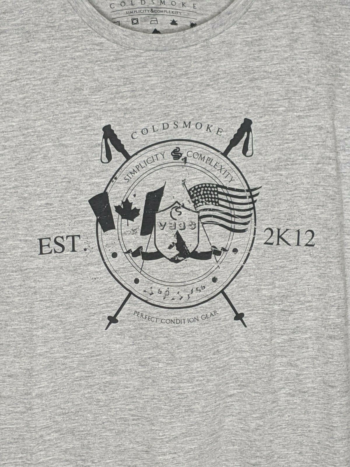 COLDSMOKE Mens TShirt Flag Graphics Perfect condition Gear gallery