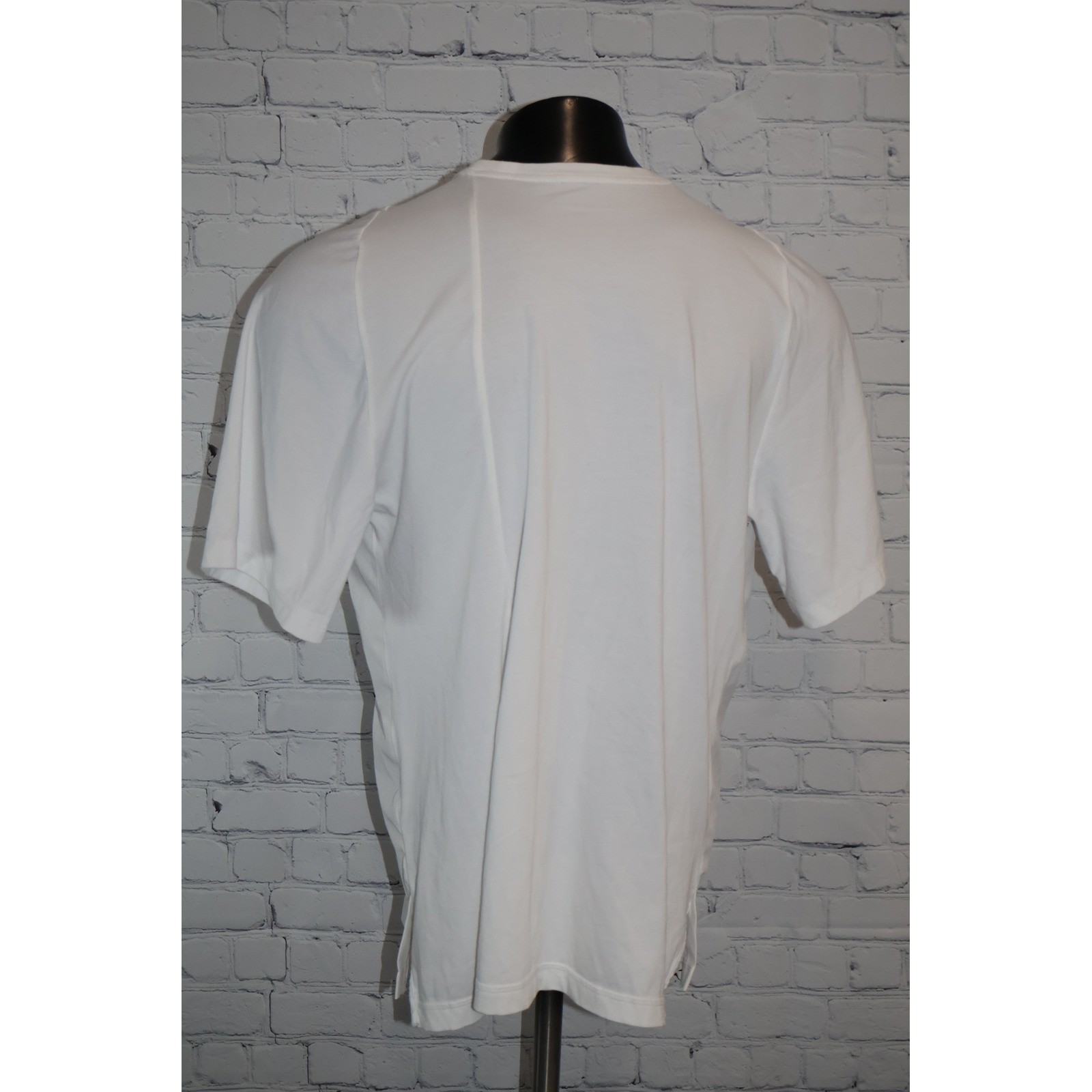 Nike T-Shirt Mens XL White Graphic Dri-Fit Polyester Spandex Performance Tee ** gallery