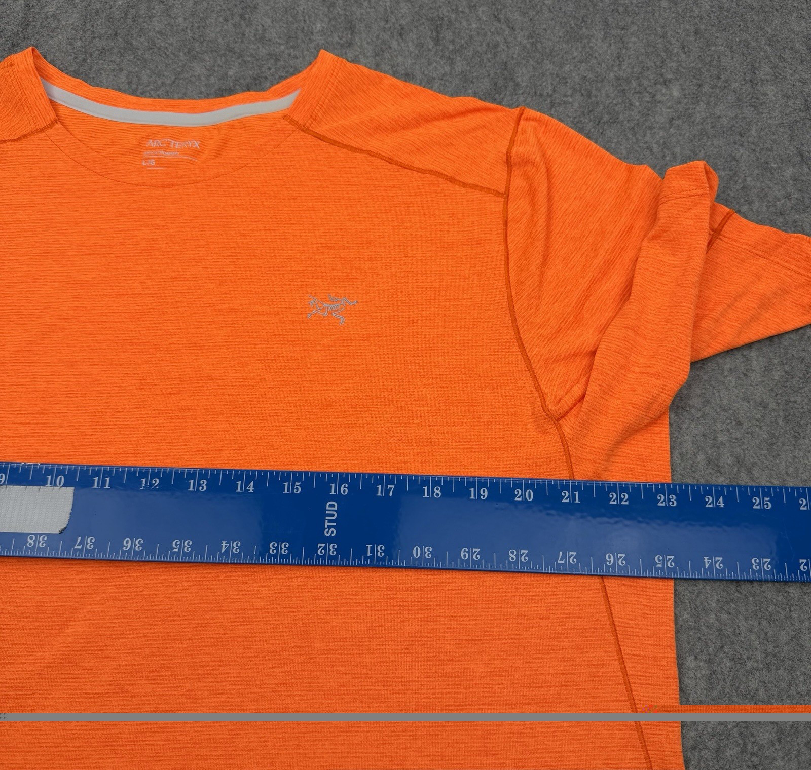 Arcteryx Shirt Mens Large Orange Cormac Crew Gym Training Performance Hiking gallery