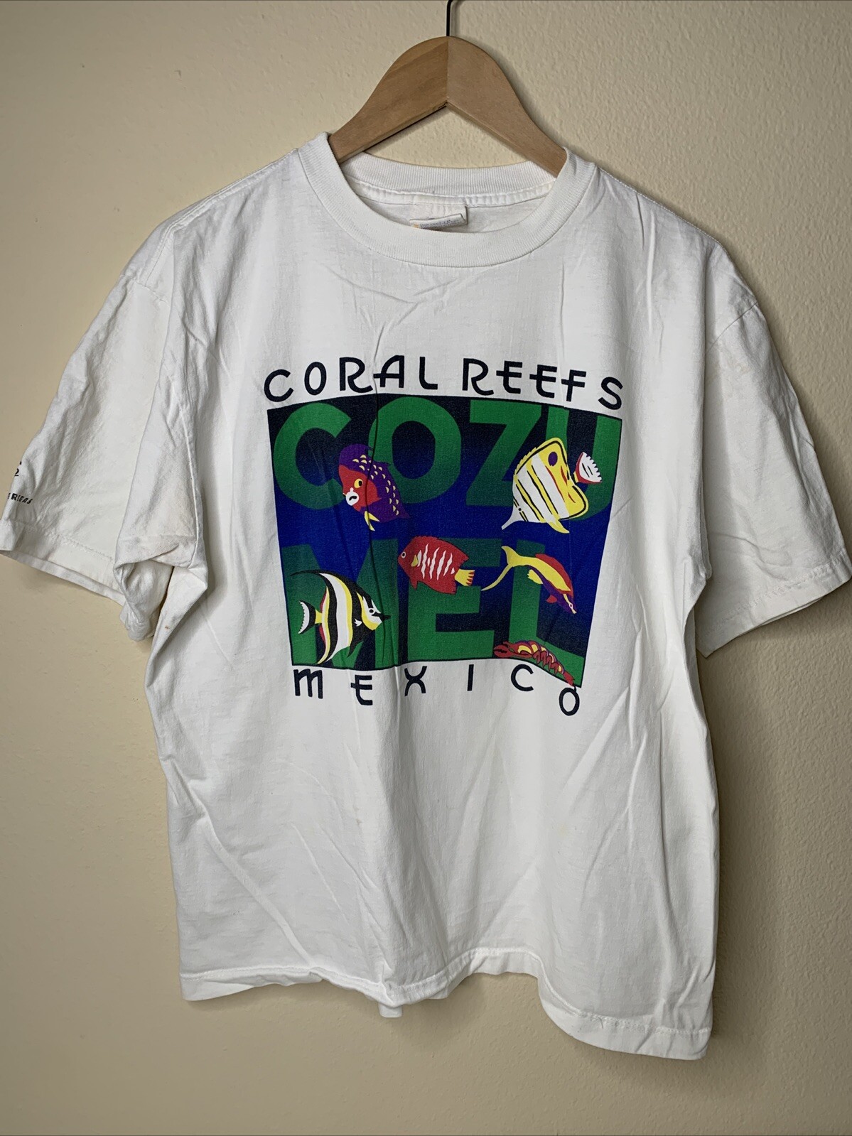Vintage Coral Reefs Mexico Shirt Mens Sz L Cozumel Fish Tourist Art Tee 90s gallery