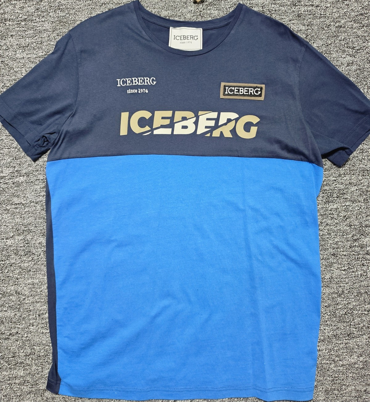 Iceberg Blue Navy Logo Graphic Men’s Crew Neck Short Sleeve T-Shirt Size L