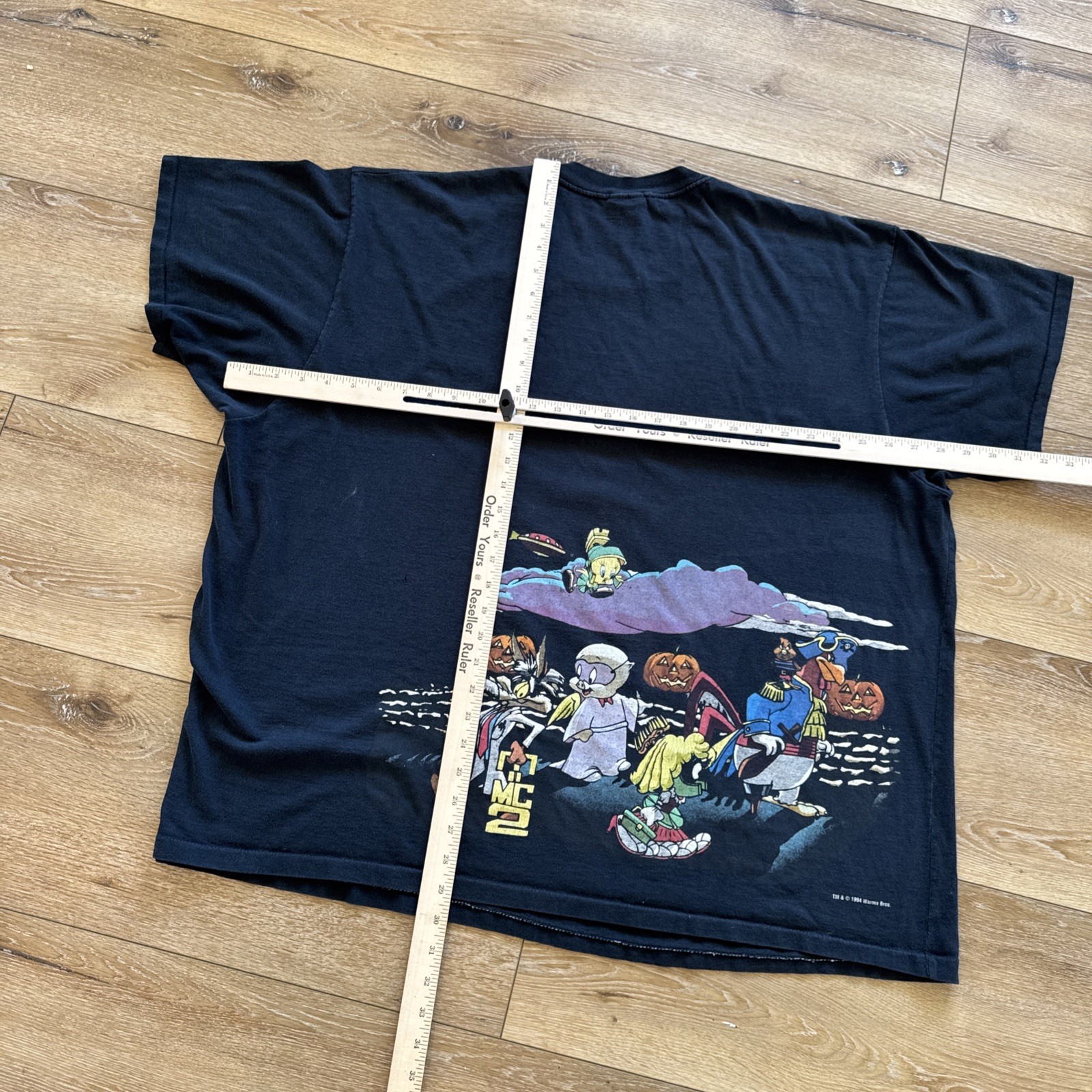 Vintage Looney Tunes Shirt Mens 2XL Halloween 90s Bugs Bunny Taz gallery