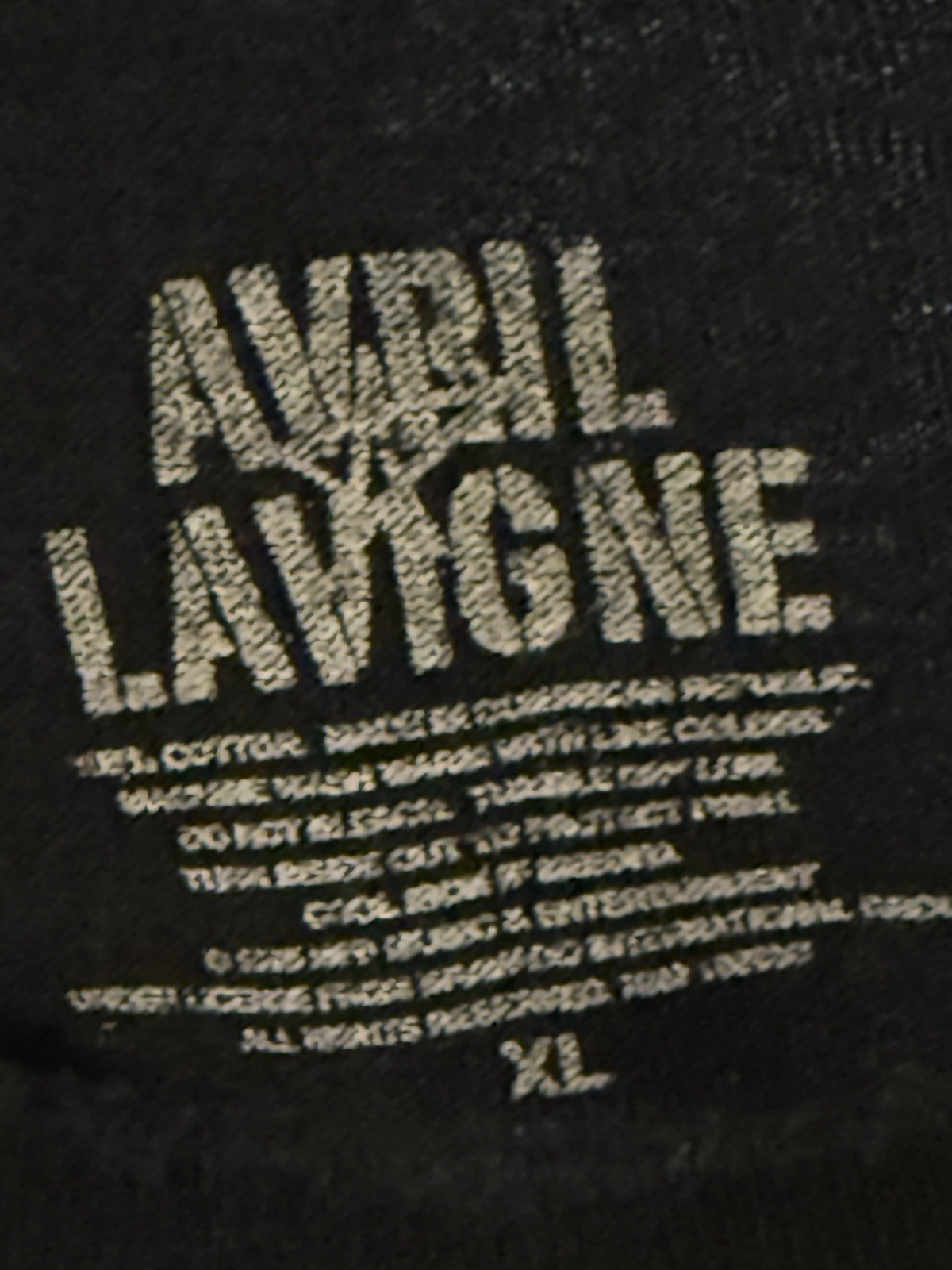Avril Lavigne concert shirt 2025 Men’s XL gallery