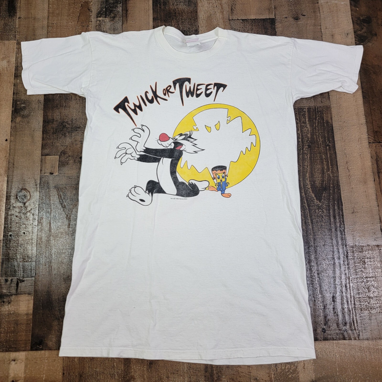 Looney Tunes TWICK OR TWEAT Tweety Bird Sylvester T-Shirt One Size Fits All gallery