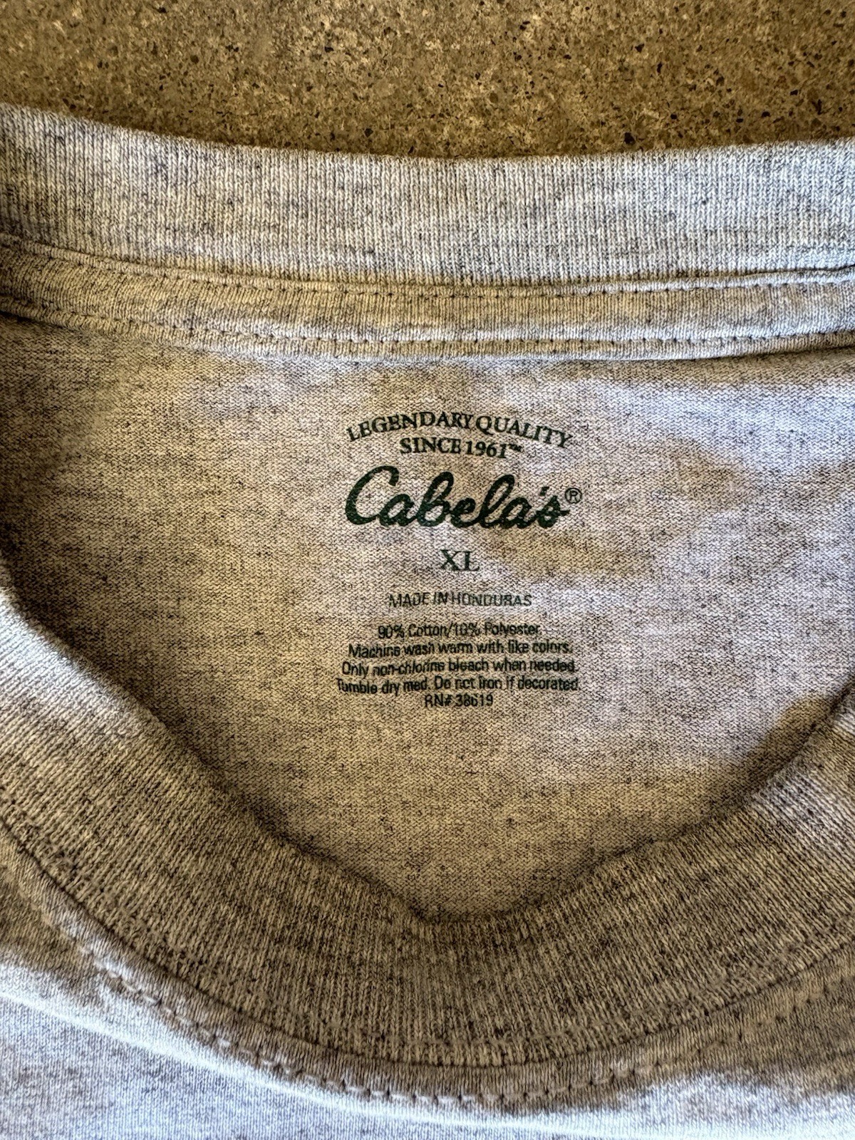 Cabela’s Men’s XL Gray Crew Neck Short Sleeve Knit Elk Graphic T-Shirt gallery