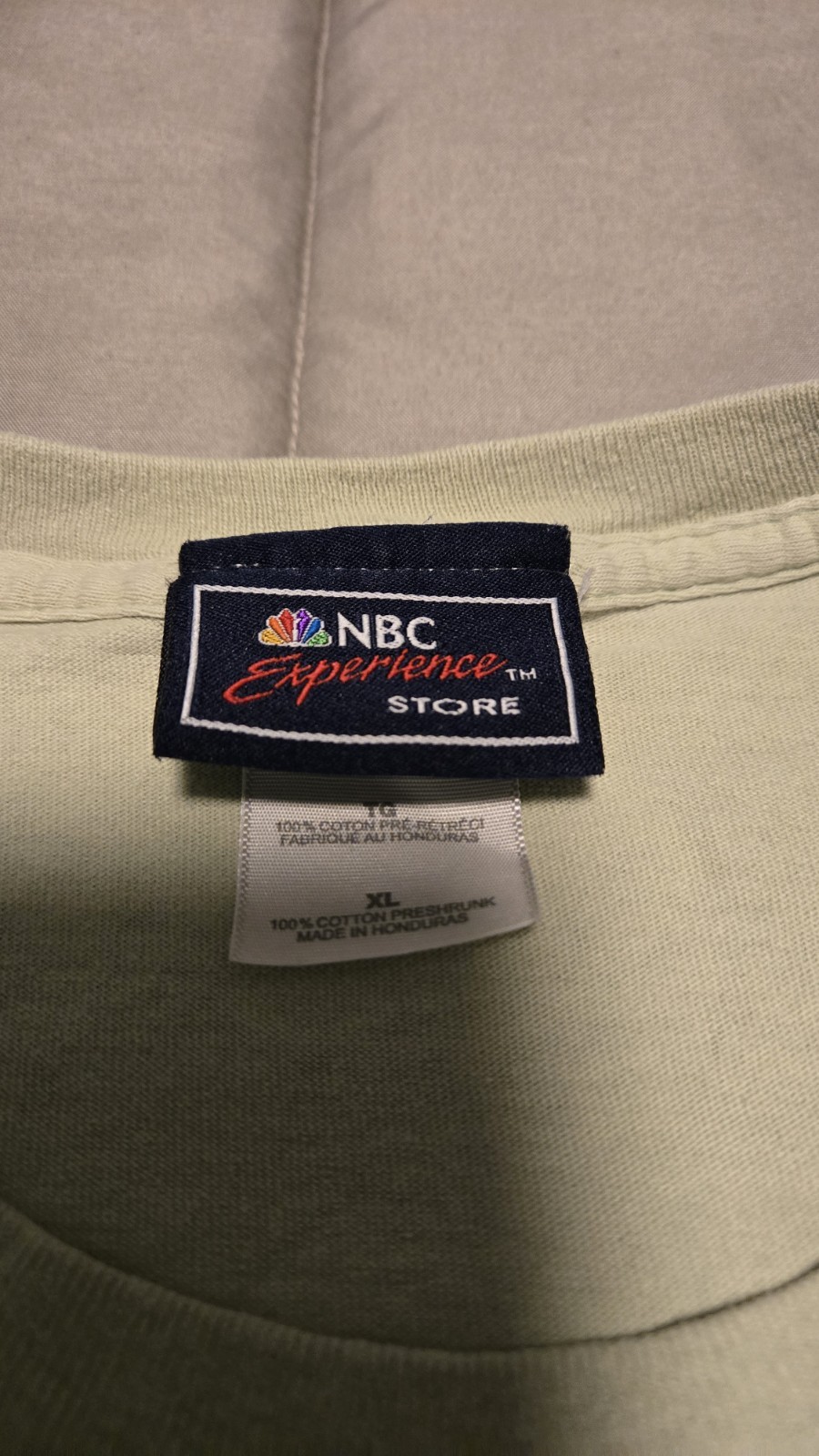 Vintage ER NBC Experience Store T Shirt XL 2002 Y2K 90s Medical Tee gallery