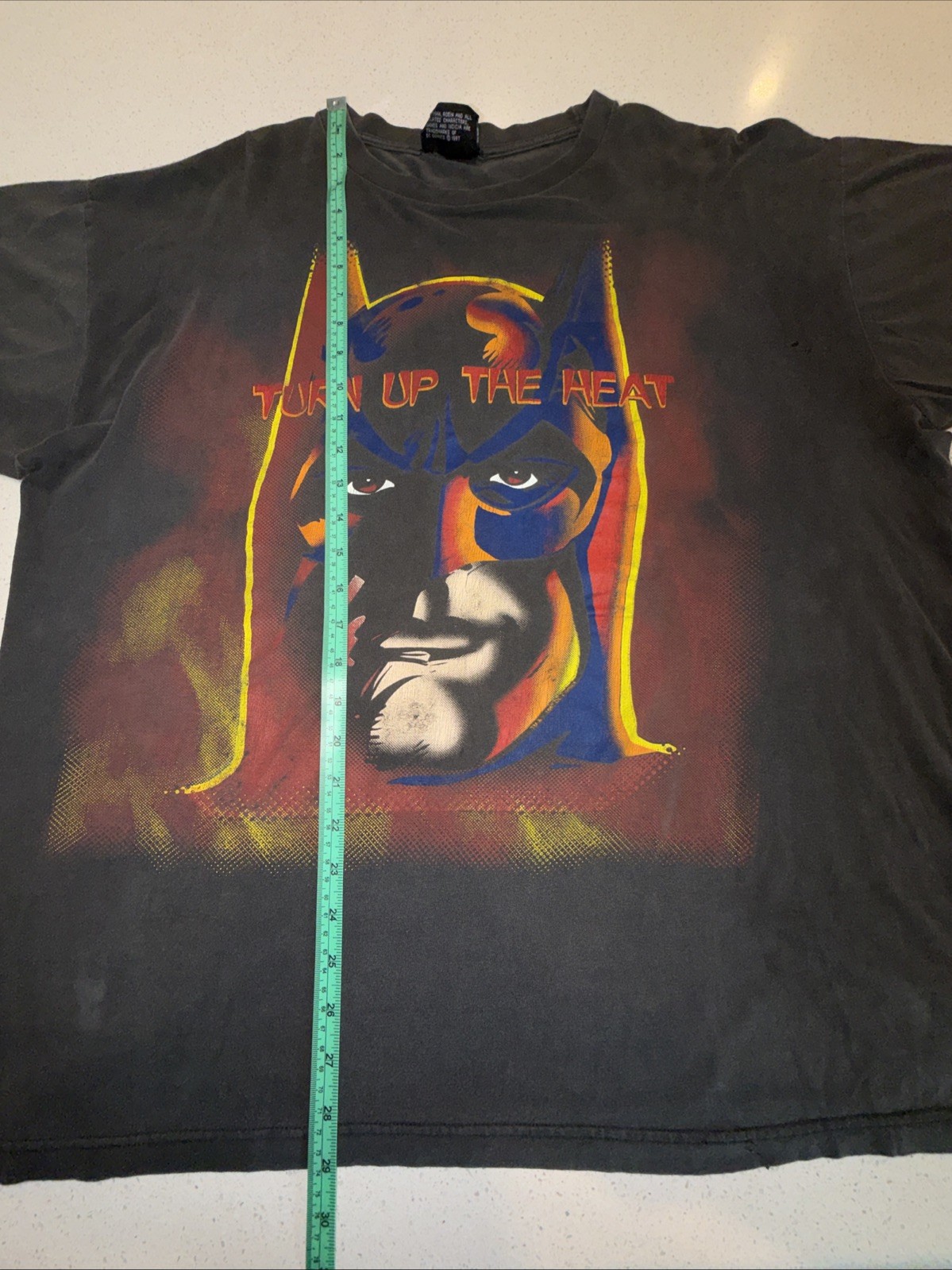 Vintage 90s Dc Comics 1997 Faded Batman Turn Up The Heat T-shirt Sz XL Flames gallery