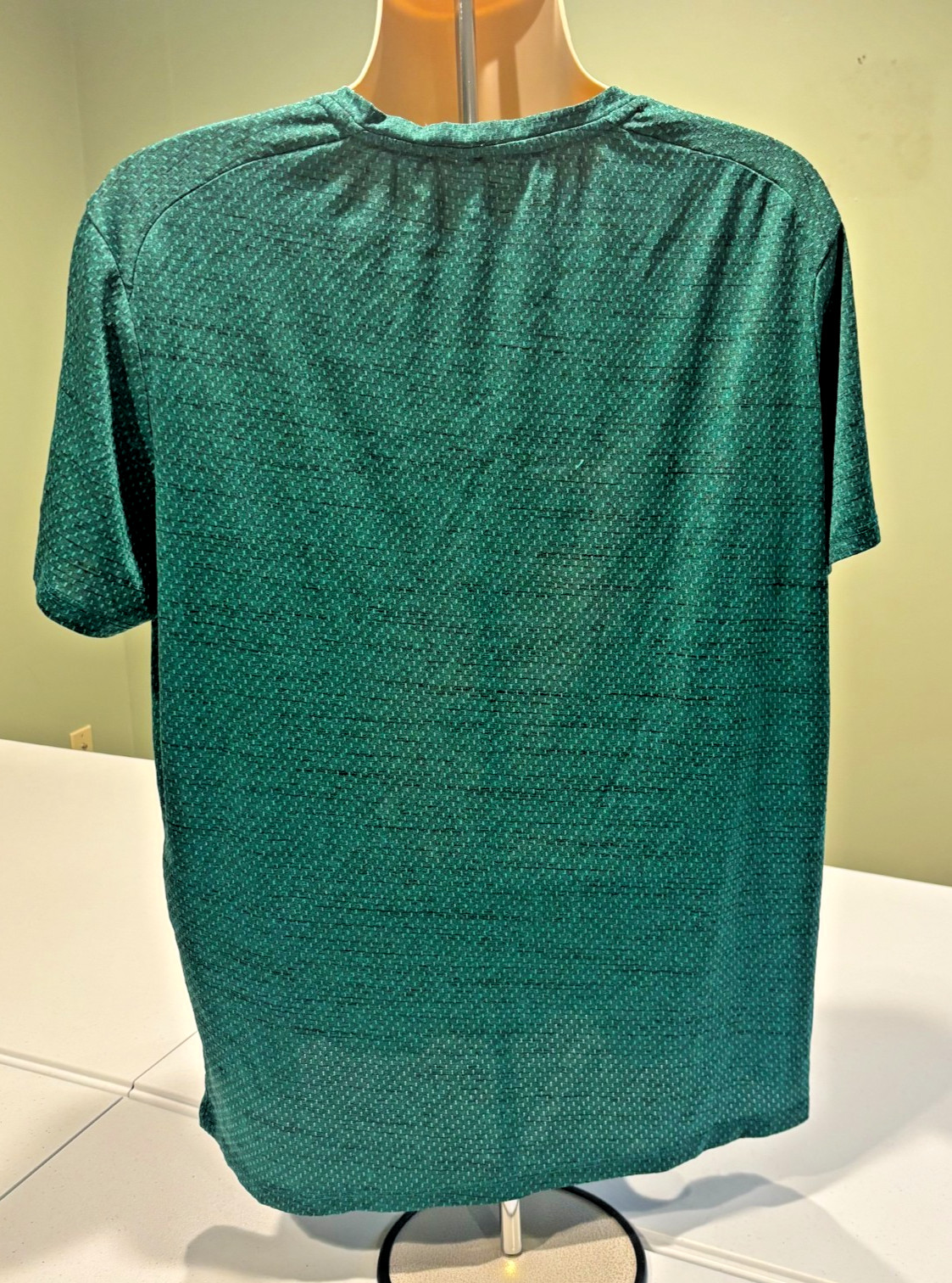 FILA Sport Men's Dark Green Print Short-Sleeved T-Shirt Size XL gallery