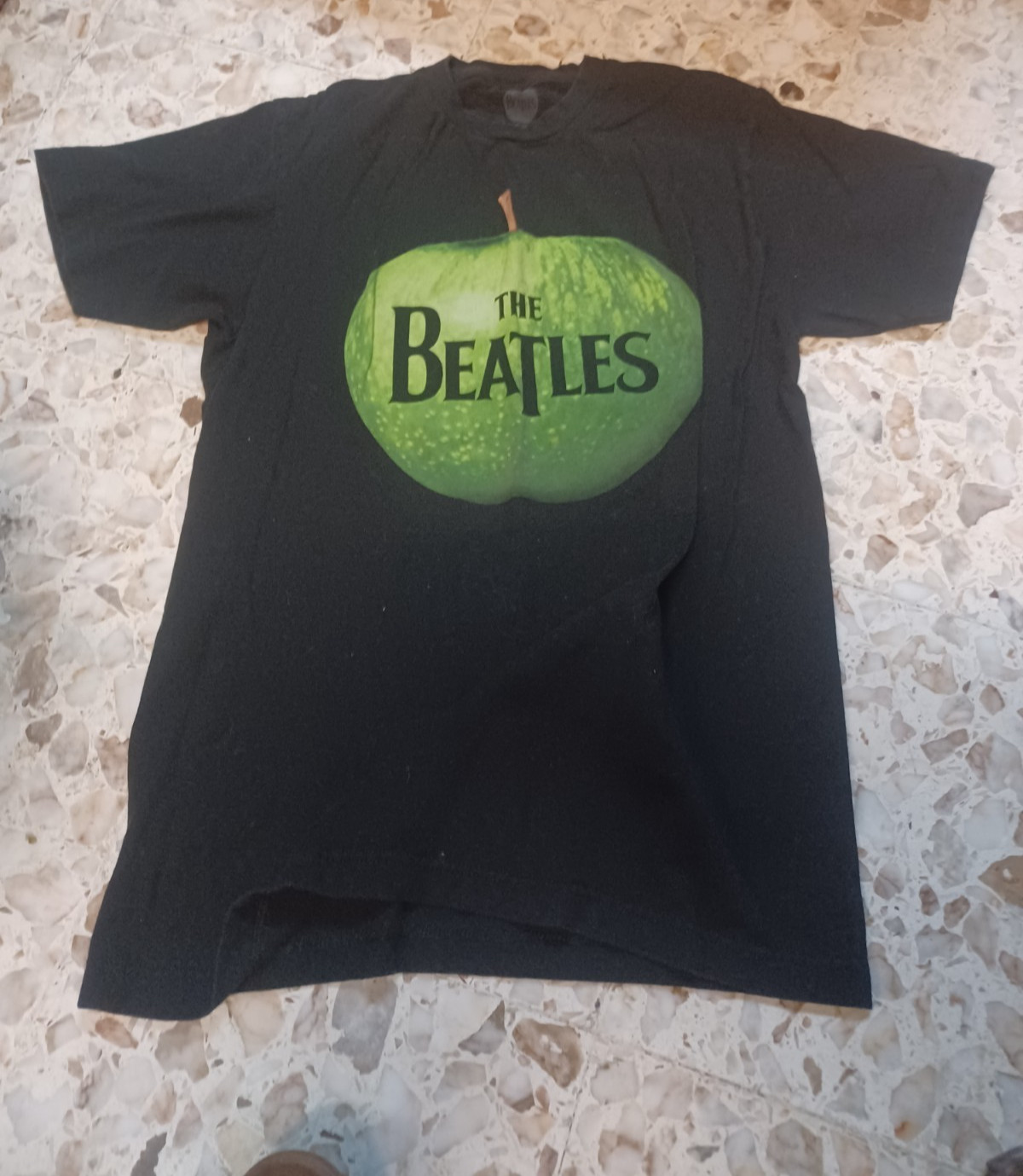 The Beatles Apple LOGO Tee Medium Black & Green