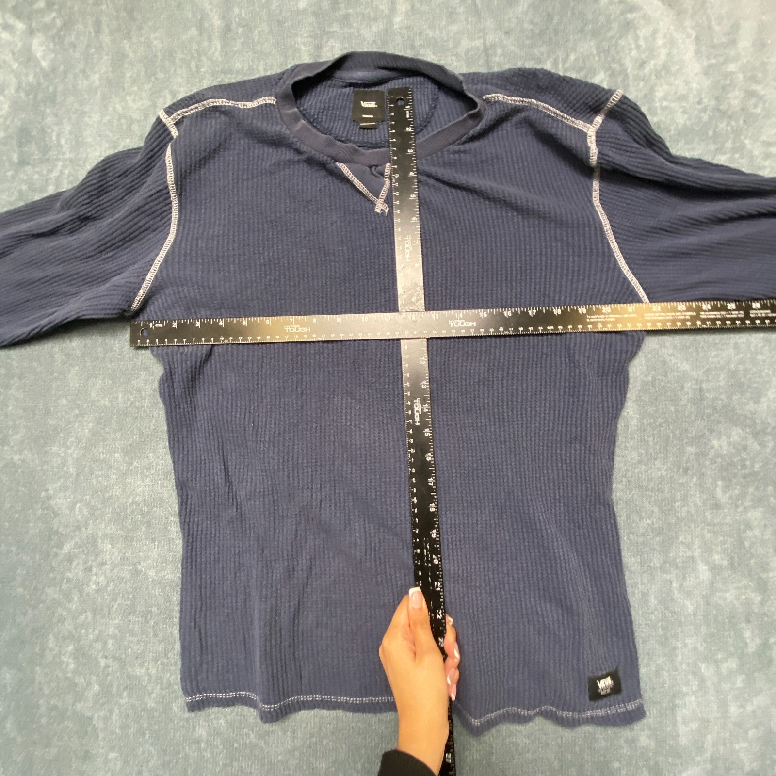 Vans Shirt Mens Medium Navy Blue Waffle-Knit Long Sleeve Round Neck Thermal Tee gallery