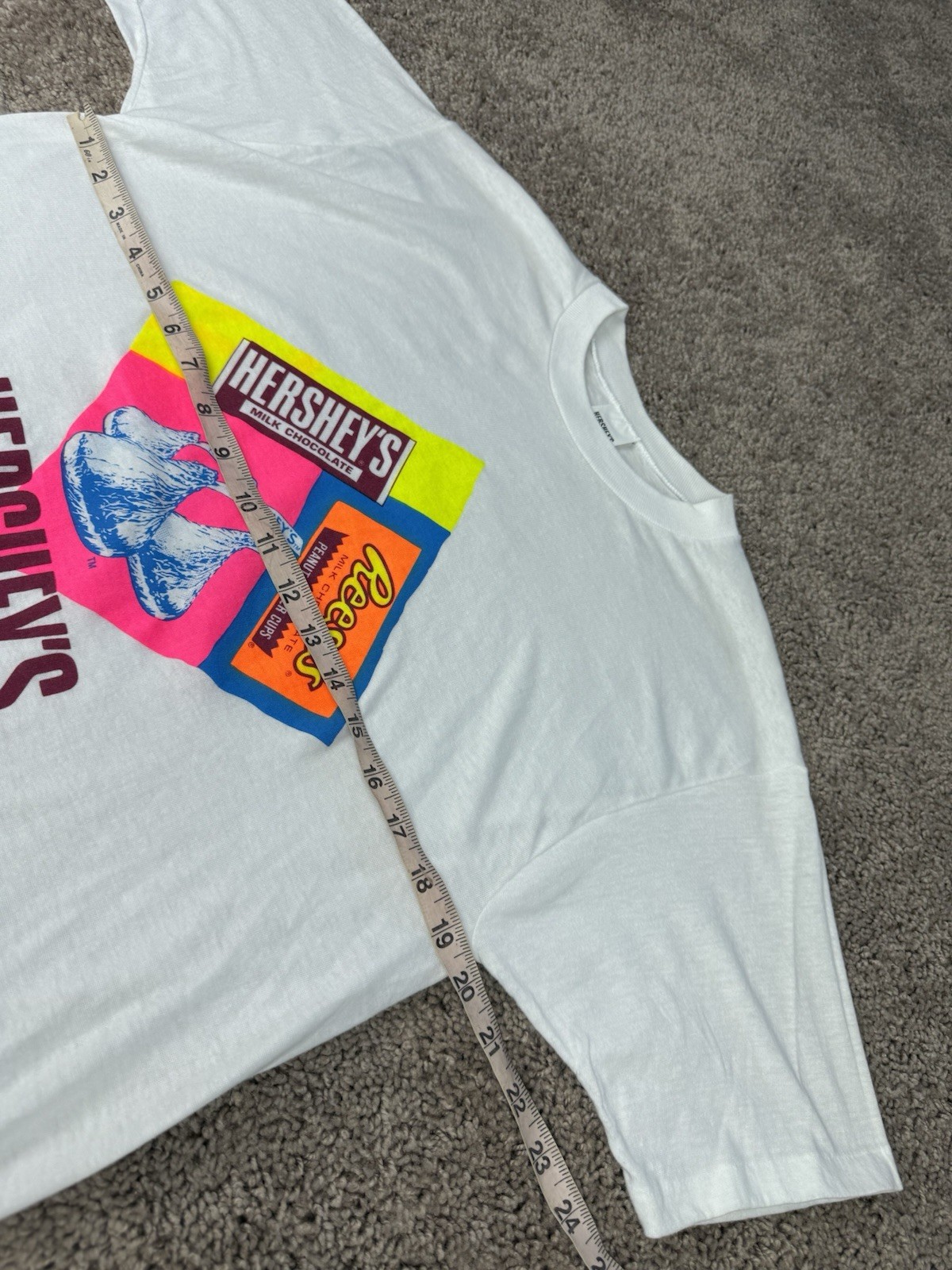 Hershey’s T Shirt Large Vintage 90s Chocolate Novelty gallery