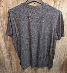 Marc Ecko Cut & Sew Men’s Size XL Feathered Black Pullover T-shirt Logo Accent