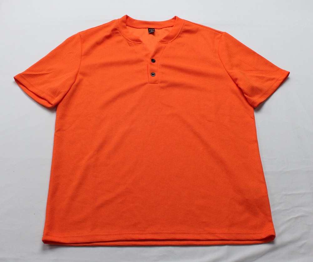 Shein Men’s Manfinity Homme Notched Henley Neck Tee Shirt AK1 Orange Medium