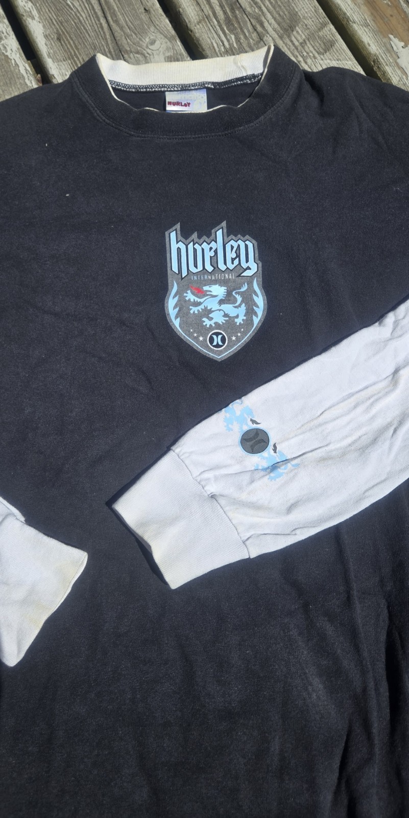 Vintage 90s Hurley Longsleeves gallery