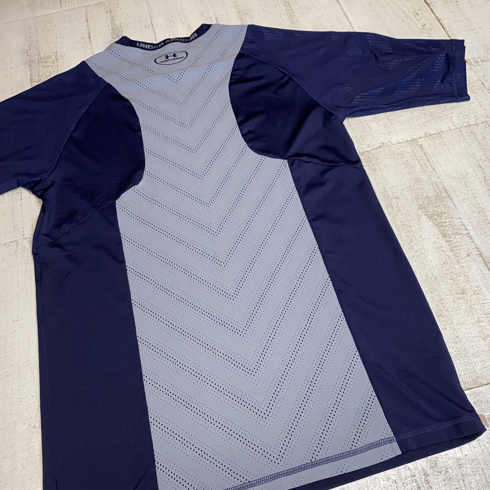 Under Armour Heatgear Activewear Baseball Short Sleeve T-Shirt Men's Size Medium gallery