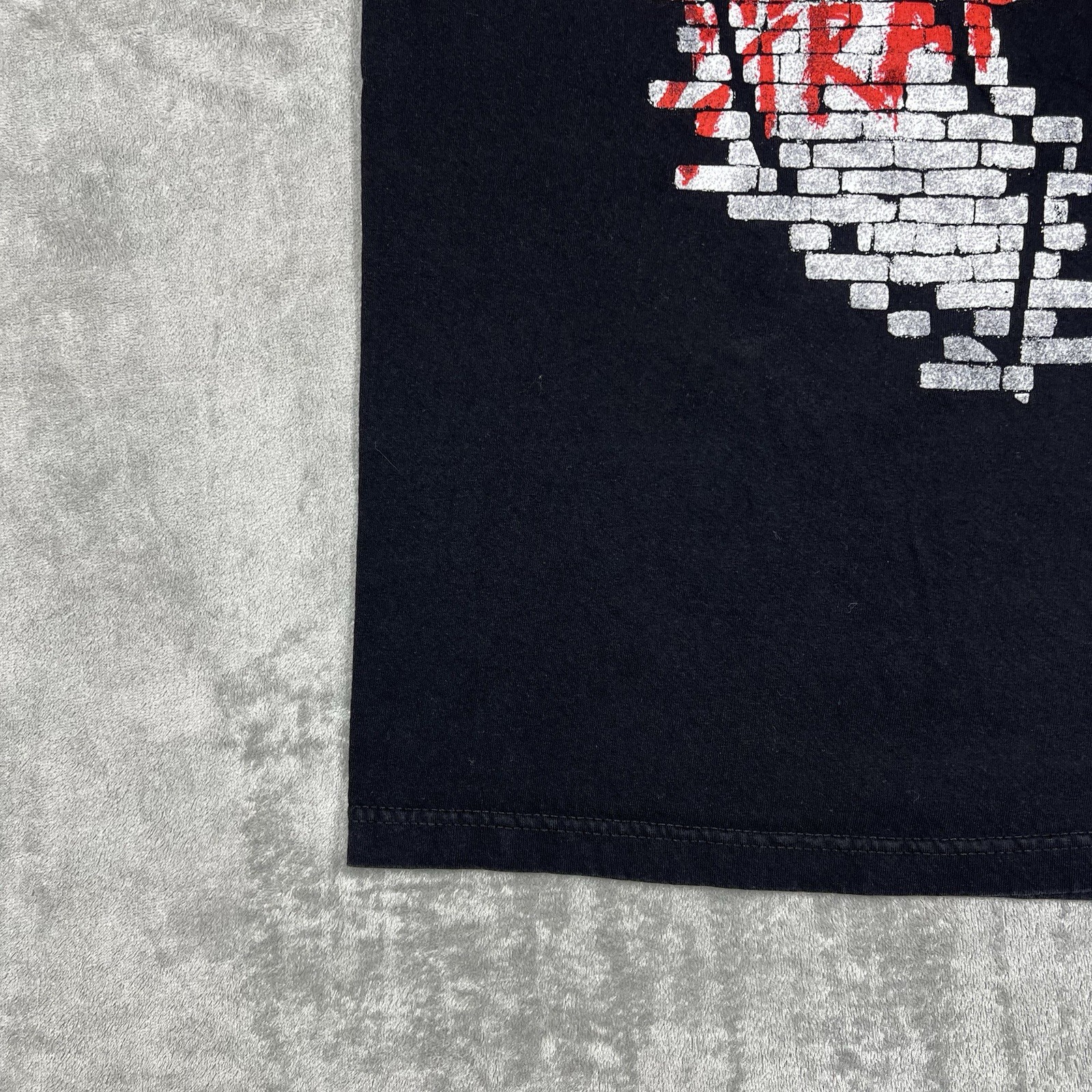 Famous Stars & Strap Shirt Men’s Medium F Logo Graphic Graffiti Brick Wall gallery
