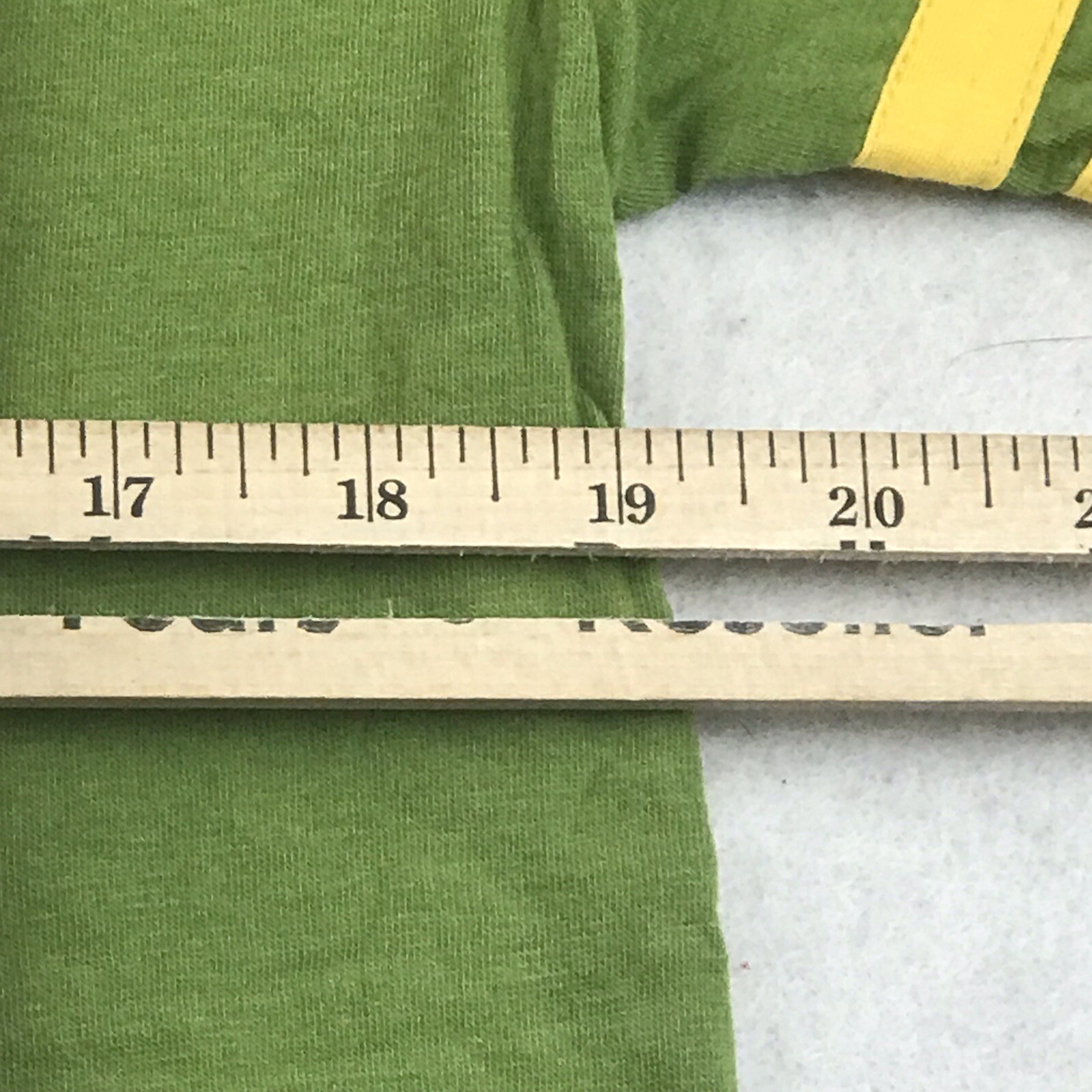 Captain Marvel Graphic Tee Shirt Adult Medium Green Contrasting Yellow Trim gallery