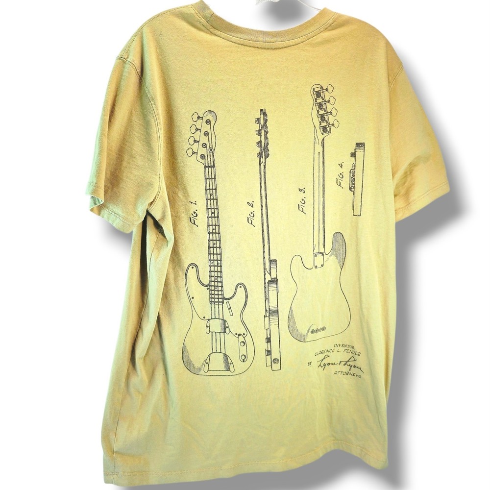 Fender Guitars T Shirt Men’s Size Large Taupe/Beige Goodfellow Musician Rocker