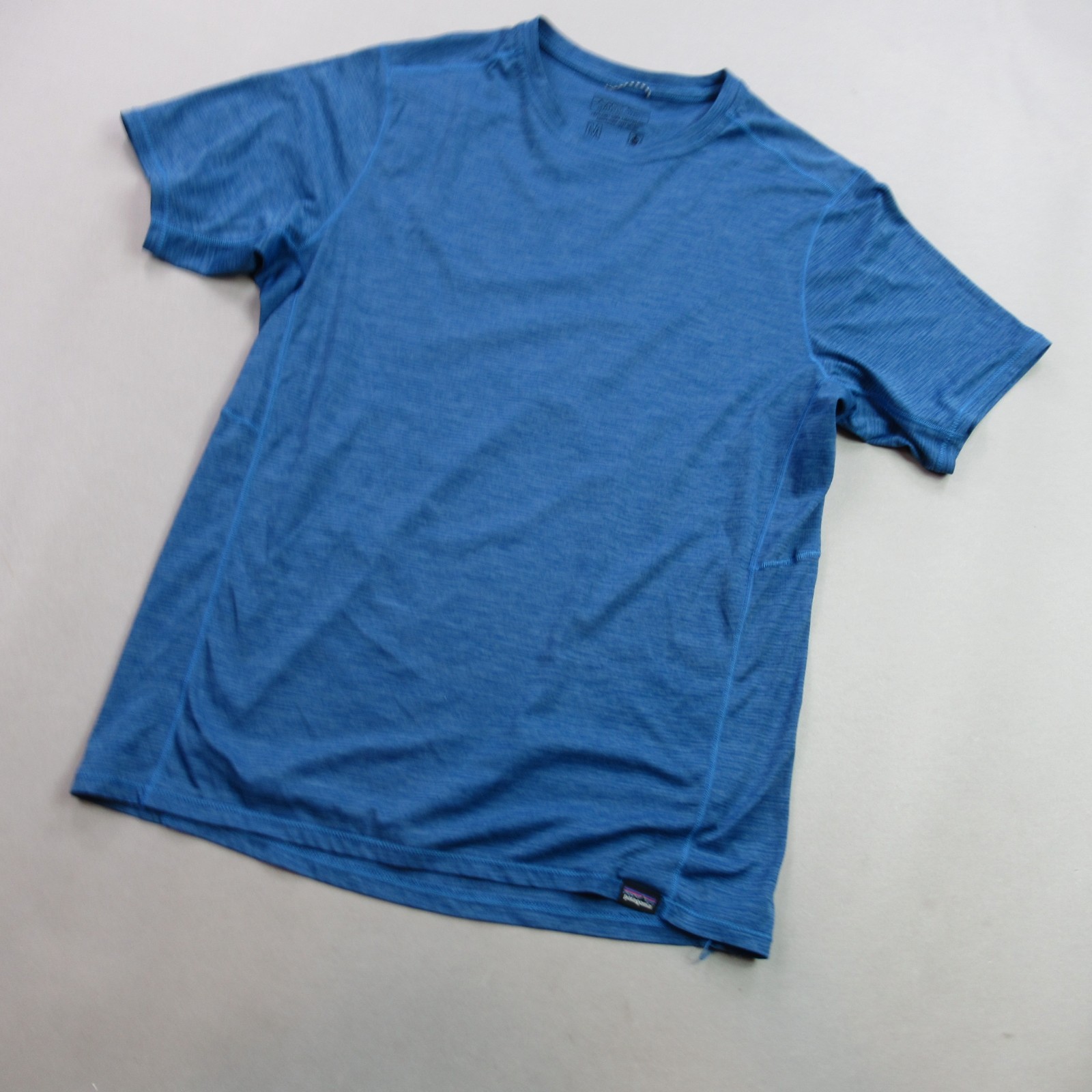 Patagonia Shirt Mens Medium Short Sleeve Blue Crew Neck Casual Outdoors gallery