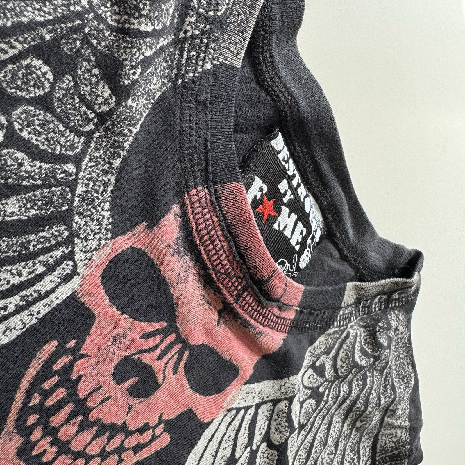DESTROYED BY FAME Built For Destruction Adult Medium Tattoo Skull Wings Y2K gallery