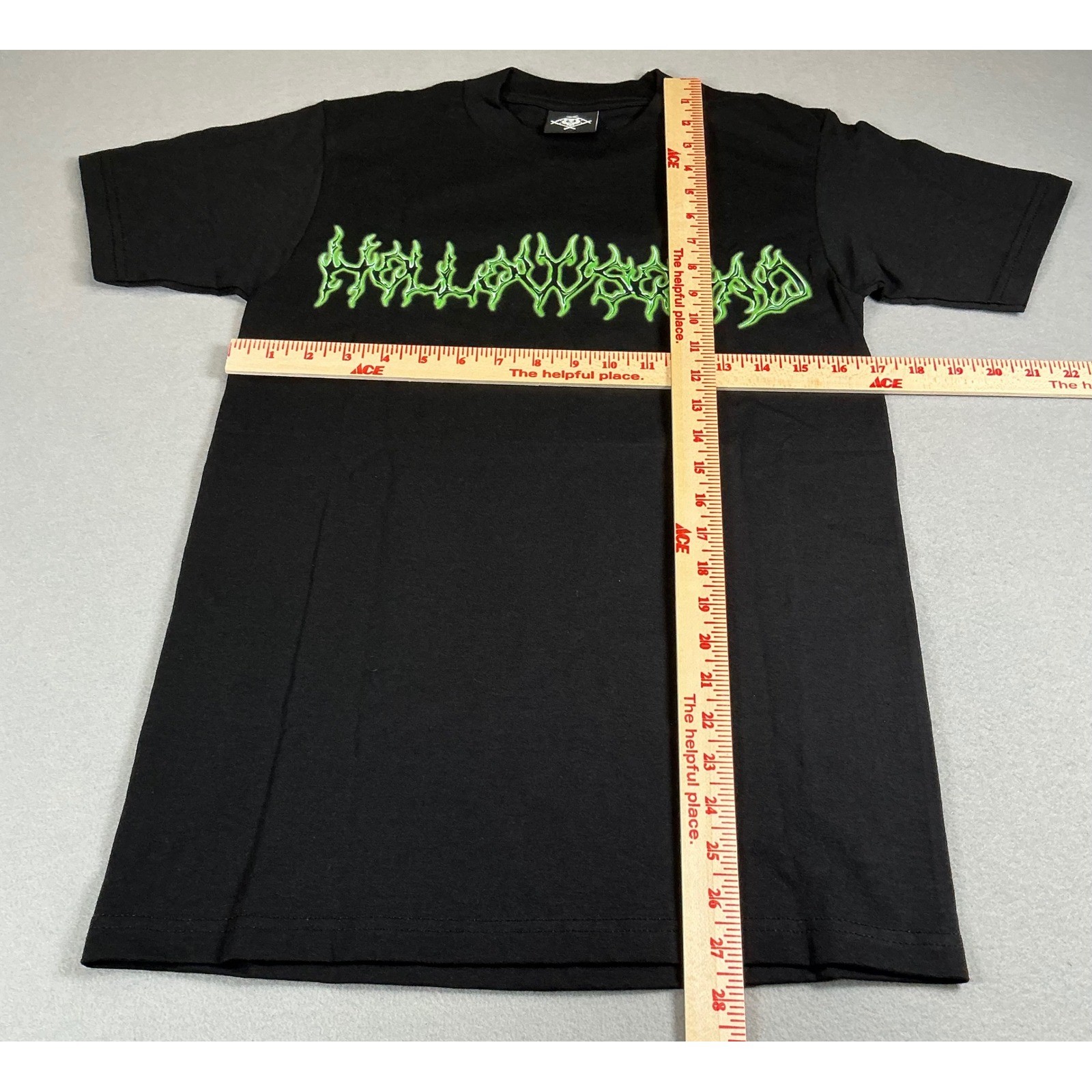 Hollow Squad Black Graphic Tee Small Green Flame Logo Grunge Goth Skater gallery