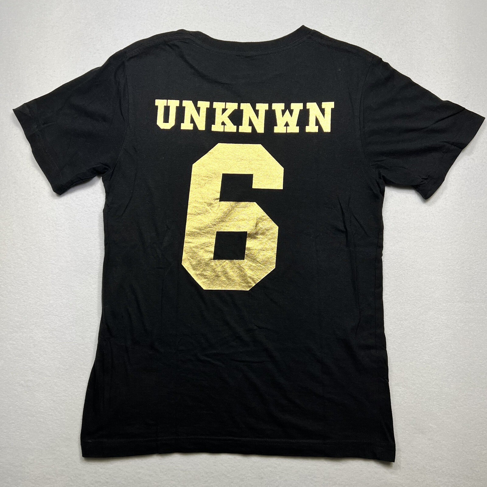 UNKNWN Lebron James Gold Black Invert Logo Jersey T-Shirt #6 Sz Small gallery