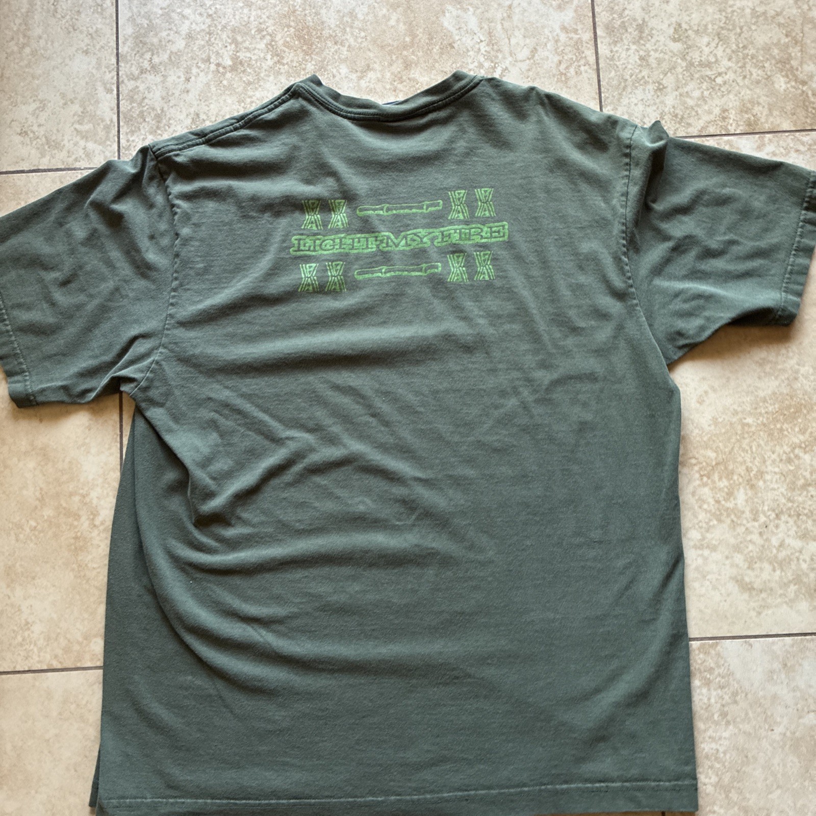 Nautica vtg t shirt green torch light my fire Hawaii style graphic gallery