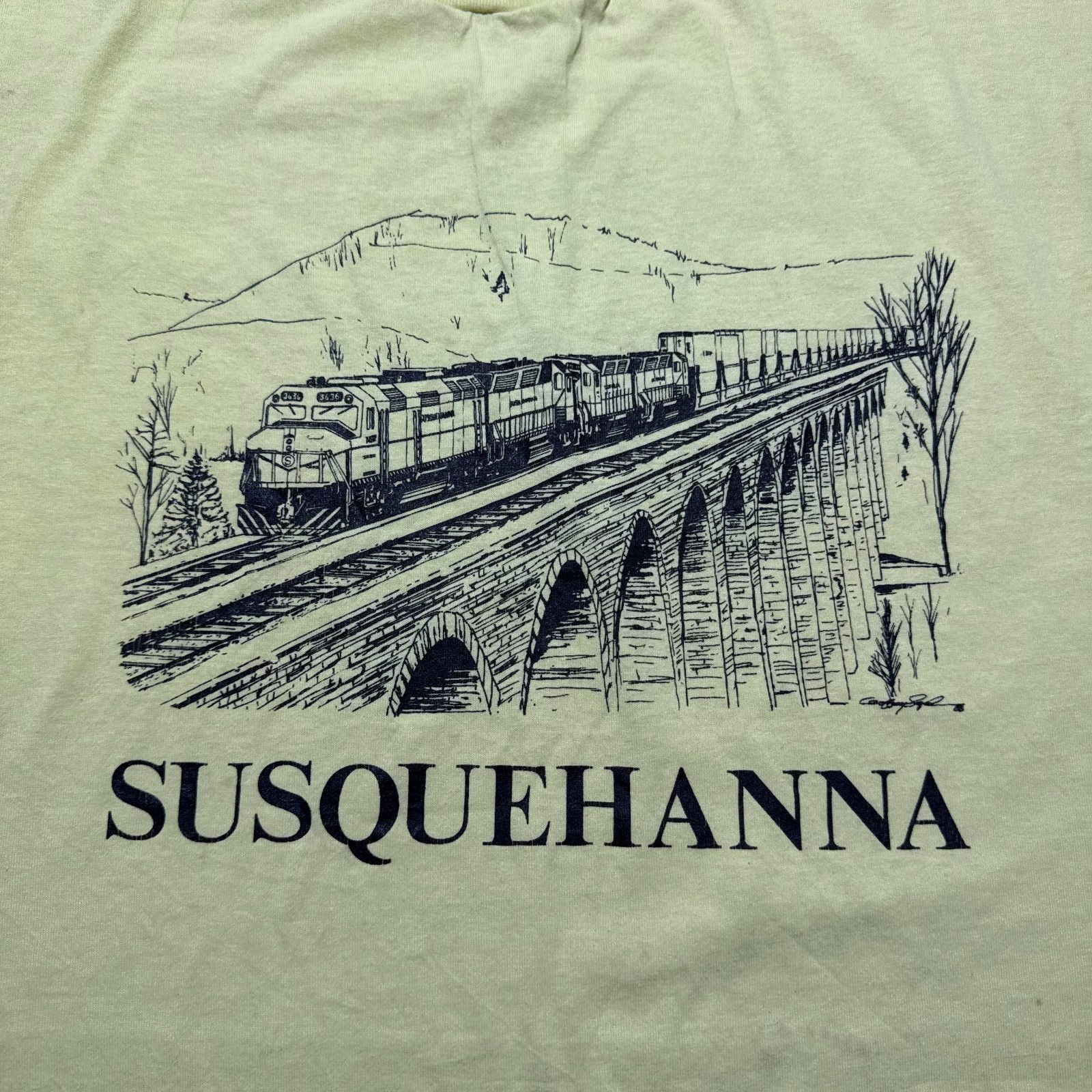 Vintage 80s Hanes Susquehanna Railroad Train Bridge Graphic T-Shirt USA - Large gallery